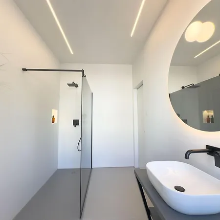 New Stylish 2br 2 Bathrooms 2 Min To Bacvice Apartmán