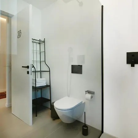 Lirist Stylish 2br Near Bacvice Apartment Split