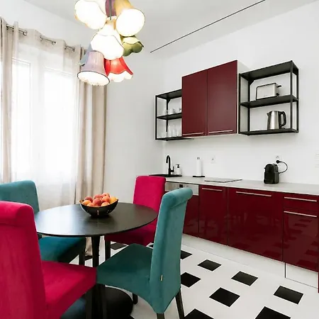 Lirist Stylish 2Br 2 Bathrooms Apt Near Bacvice Beach Apartmán