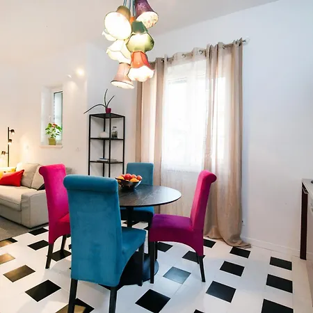 Apartmán New Stylish 2br 2 Bathrooms 2 Min To Bacvice Split