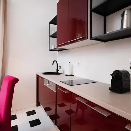 New Stylish 2br 2 Bathrooms 2 Min To Bacvice Apartment Split
